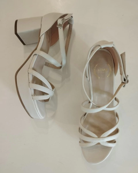 Cala Bajo Cuero Natural