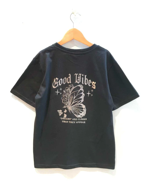 Remera estampa plateada mariposa - negra - comprar online