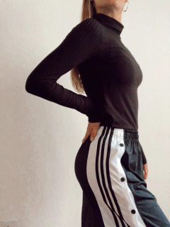 Imagen de Pantalón con botones - $30515 transf