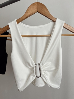 Top con aplique - $12665 transfe en internet