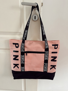 Bolso pink impermeable - $34840 transfe - comprar online