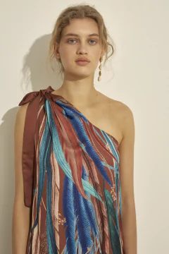 Iruya Vestido Largo Un Hombro en internet