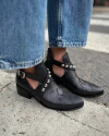 Bota Morris