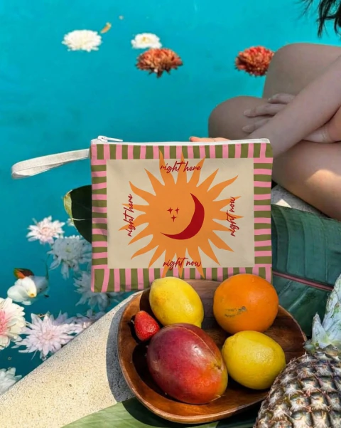 Neceser sobre SOL Y LUNA