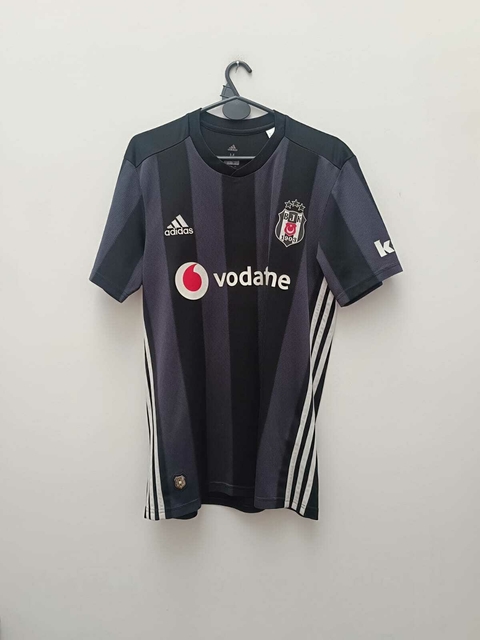 Besiktas 2018 Supl Talle M (51 x 72 cm) - comprar online