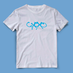 Camiseta C, XOXO (Camila Cabello) na internet