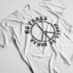 Camiseta No Pares (RBD) na internet