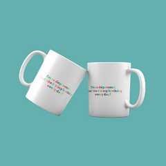 Caneca I'm so depressed (Taylor Swift) na internet