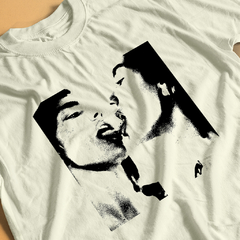Camiseta Houdini Cover (Dua Lipa) na internet