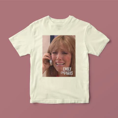 Camiseta Emily (Mia) em Paris (RBD) na internet