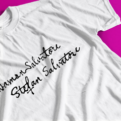 Camiseta Irmãos Salvatore (The vampire diaries) na internet