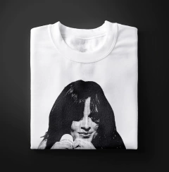 Camiseta Yours, b.o.a.t (Camila Cabello) na internet
