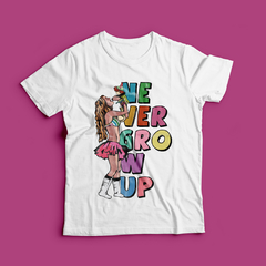 Camiseta Never Grow Up (Anahi) - Tlaco Store, A Loja do Fã de Verdade!