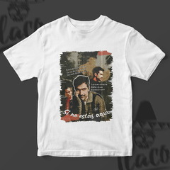 Camiseta Si no estás aqui (Alfonso Herrera) na internet