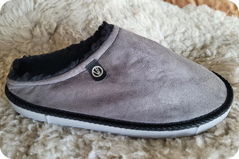 Gael Pantusueco/ Modelo: Gris base de eva - comprar online