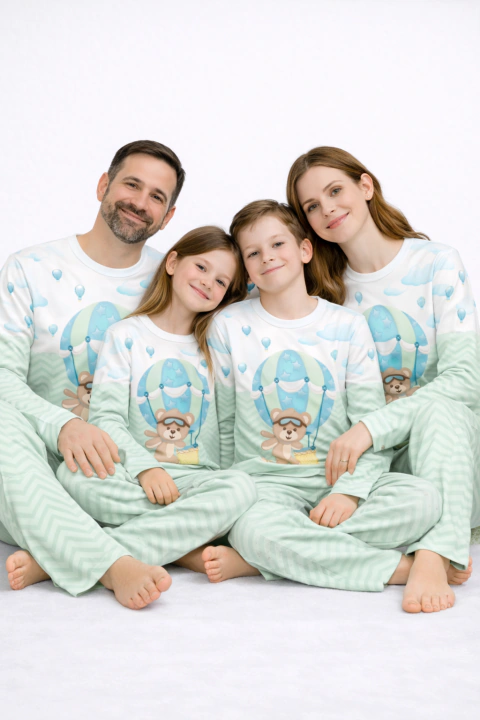 PIJAMA ADULTO OU INFANTIL FAMILIA ESTAMPA BALÃO
