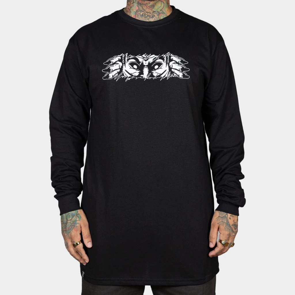 Camiseta Manga Longa Dark Age