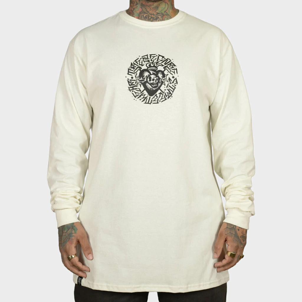 Camiseta Manga Longa Santa