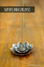 SUPORTE PARA INCENSO - FLOR EM METAL DOURADA - loja online