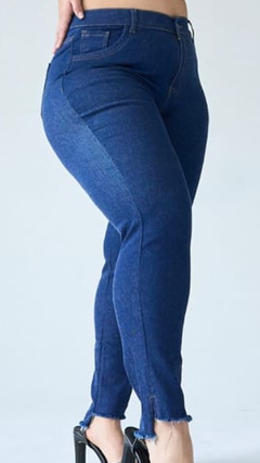 JEAN BLUE ESCALONADO