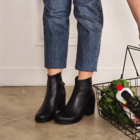 Botas Pureza De Cuero Negro