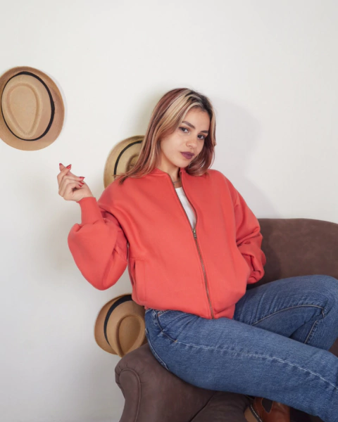 Bomber Vanesa Coral - comprar online