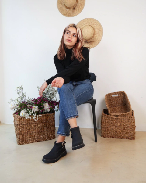 Polera Lucía Negro - comprar online