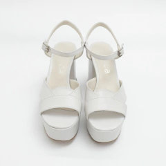 Berlin off white en internet