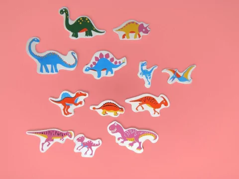 Dinosaurios imantados