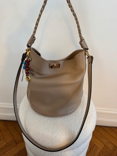 Cartera Luna en internet