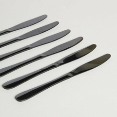 SET X 6 CUCHILLOS DE MESA BUDAPEST 22CM - comprar online