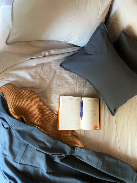 Set 7 pzs Cubrecama 4 fundas manta waffle y pie tusor 2 1/2 PLAZAS - comprar online