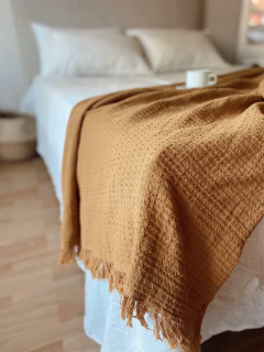 Manta Helena (Waffle Liviano) 100x230 - comprar online