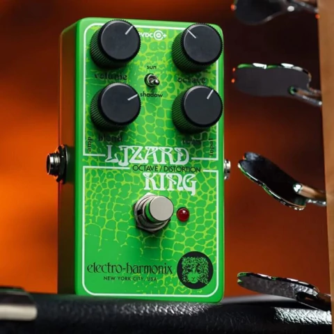 Electro-Harmonix Lizard King Bass. Pedal octavador fuzz para guitarra y bajo. Graves salvajes definidos