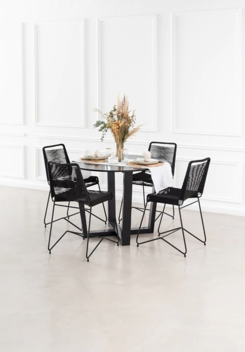 Juego | Mesa Gervasoni + 4 sillas Buenos Aires