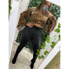 Calça legging detalhe Cirrê na internet