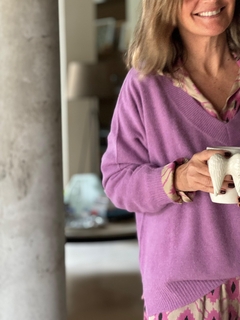 Sweater Merino V Lila - comprar online