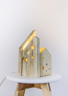 Luz de Noche, Casa Iluminada, diseño de autor. - KUKLAS + IpNO