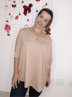 blusa feminina gola canoa modelagem ampla soltinha manga média com punho malha premium