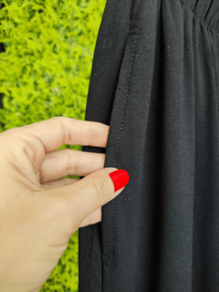 calça-pantalona-preta