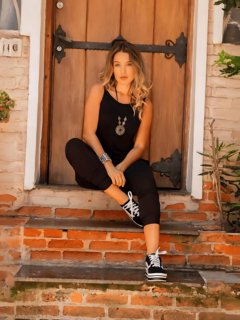 macacão feminino regata saruel preto com bolsos