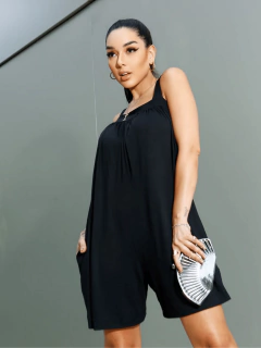 macacão feminino alcinha short preto com bolsos 