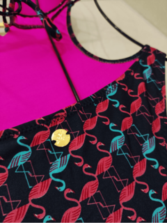 maiô engana mamãe estampa flamingos