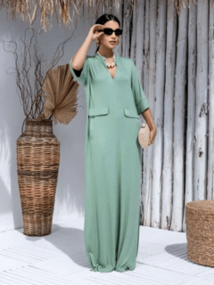 vestido longo com fendas laterais manga curta e bolsos gola v verde