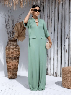 vestido longo com fendas laterais manga curta e bolsos gola v verde