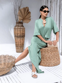 vestido longo com fendas laterais manga curta e bolsos gola v verde