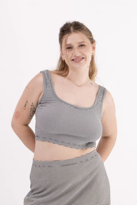 TOP DURO DE MATAR - comprar online