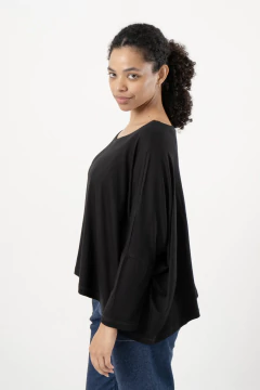 REMERON MAJO SHORT - TEE BASICS.