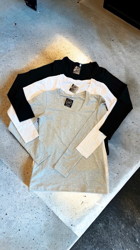 BASIC LOVE - comprar online