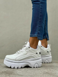 Zapatilla acordonada base uggly - ANA YORK